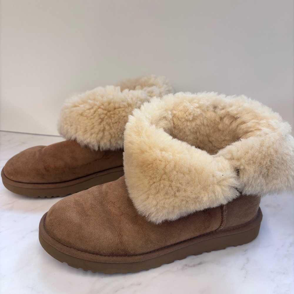 UGG Button Boots Women's 10 Chestnut - Shearling Cabin Core Cozy - Picture 4 of 9